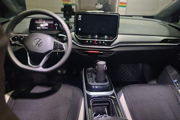Used Volkswagen ID.4 CROZZ 2024 Pure Edition Limited Edition Center Console