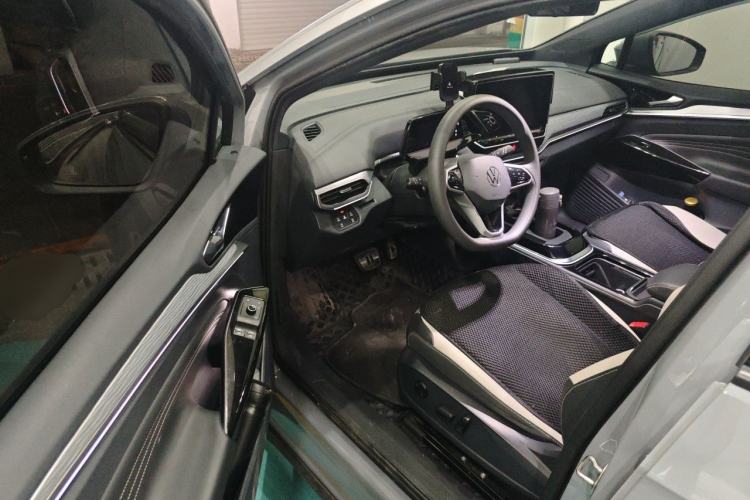 Used Volkswagen ID.4 CROZZ 2024 Pure Edition Limited Edition Driver Seat