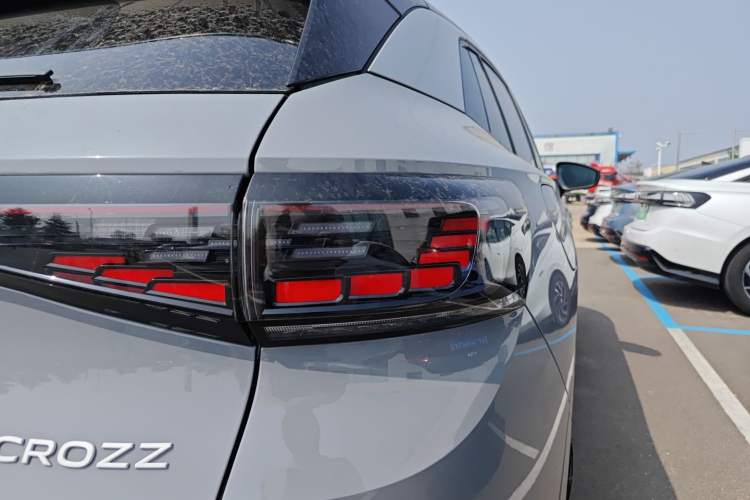 Used Volkswagen ID.4 CROZZ 2024 PRIME Exterior 3