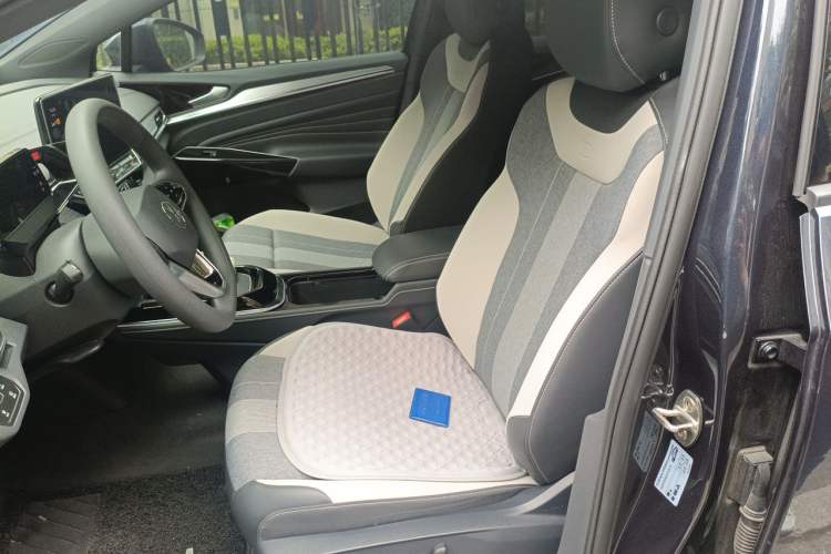 Used Volkswagen ID.4 CROZZ 2024 Pure Edition Limited Edition Left Front Seat