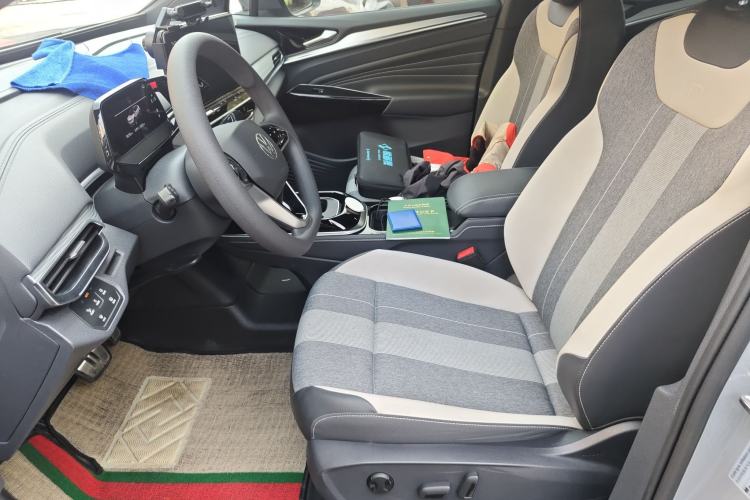 Used Volkswagen ID.4 CROZZ 2024 Pure Edition Limited Edition Left Front Seat