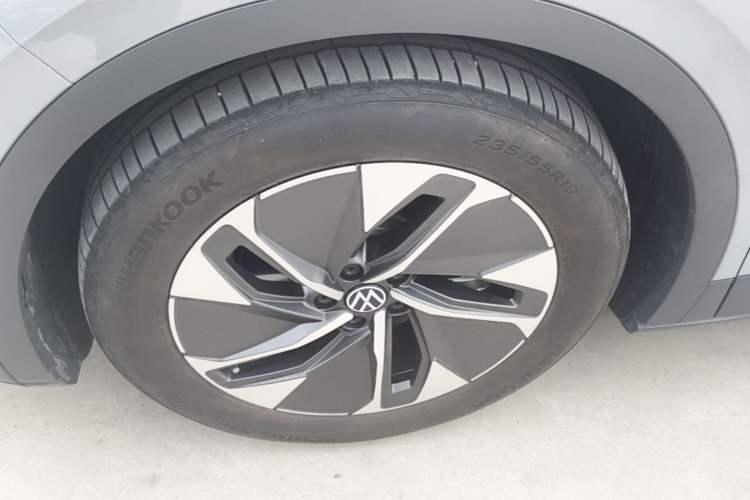 Used Volkswagen ID.4 CROZZ 2024 Pure Edition Limited Edition Left Front Wheel Hub
