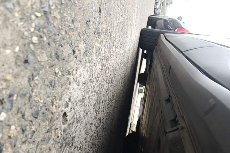 Used Volkswagen ID.4 CROZZ 2024 Pure Edition Limited Edition Left Side Sill