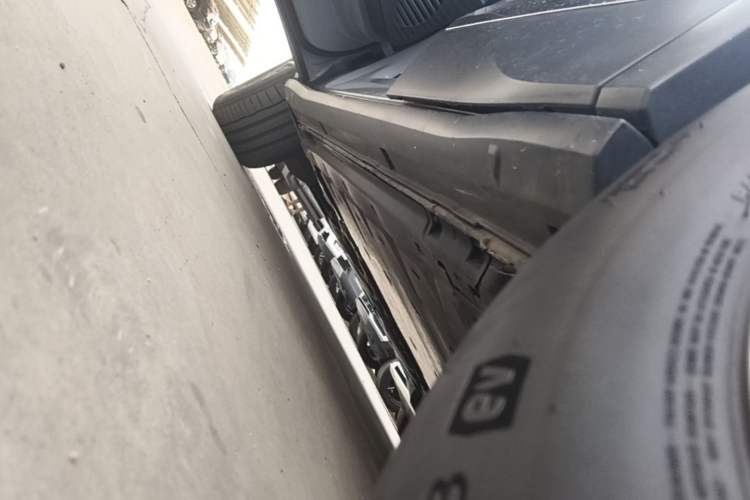 Used Volkswagen ID.4 CROZZ 2024 Pure Edition Limited Edition Left Side Sill