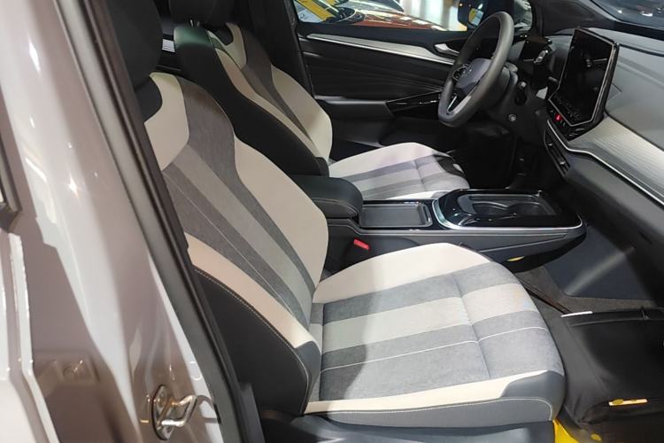 Used Volkswagen ID.4 CROZZ 2024 Pure Edition Limited Edition Right Front Seat