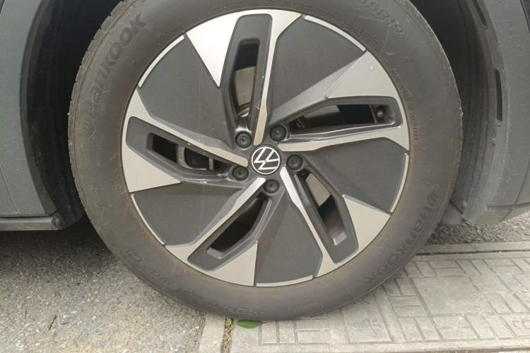 Used Volkswagen ID.4 CROZZ 2024 Pure Edition Limited Edition Right Front Wheel Hub