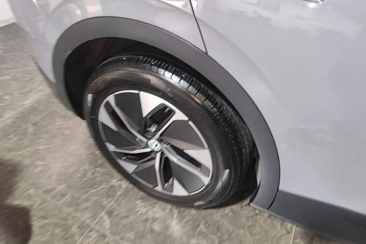 Used Volkswagen ID.4 CROZZ 2024 Pure Edition Limited Edition Right Rear Wheel Hub
