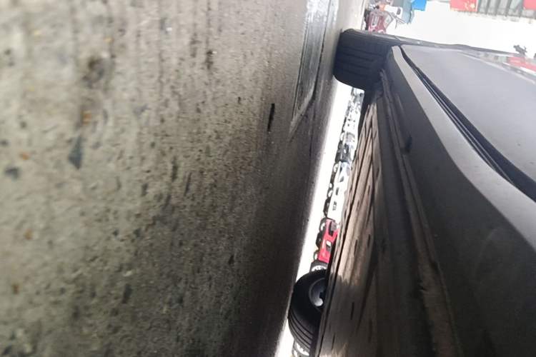 Used Volkswagen ID.4 CROZZ 2024 Pure Edition Limited Edition Right Side Sill