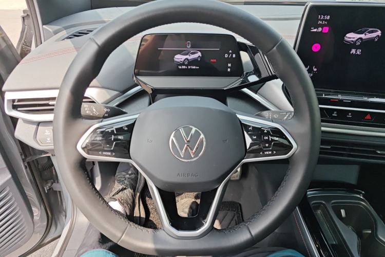 Used Volkswagen ID.4 CROZZ 2024 PRIME Steering Wheel