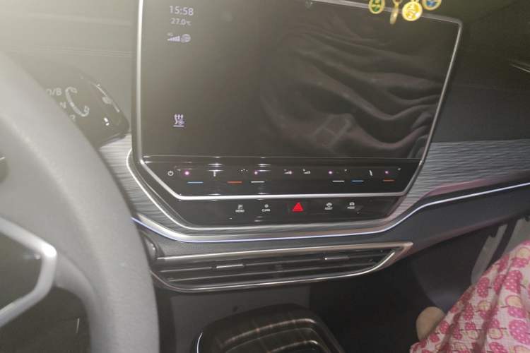 Used Volkswagen ID.4 CROZZ 2024 Pure Edition Limited Edition Audio And AC Panel
