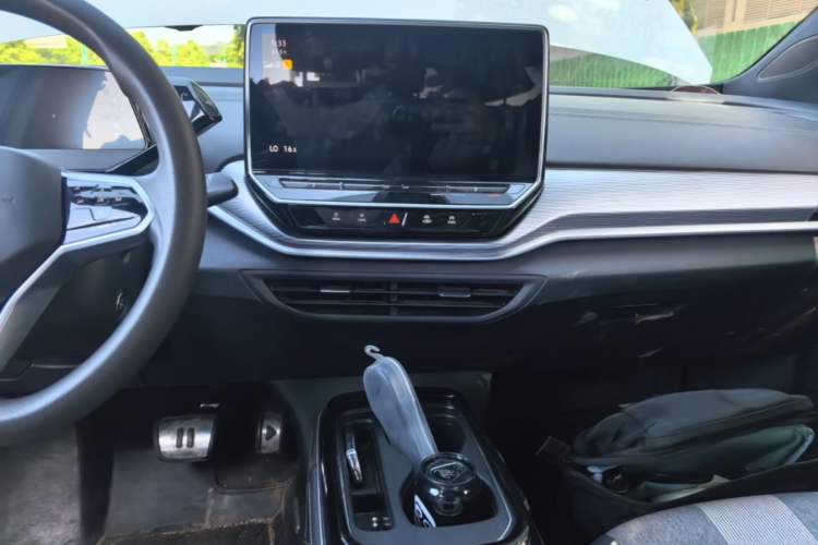 Used Volkswagen ID.4 CROZZ 2024 Pure Edition Limited Edition Audio And AC Panel