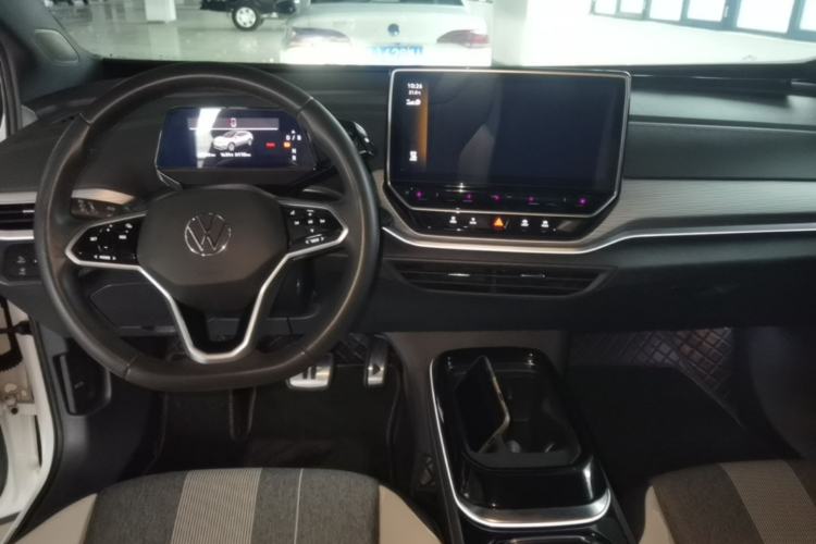 Used Volkswagen ID.4 CROZZ 2024 PURE+ model Center Console