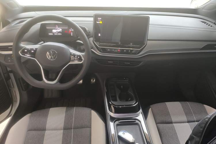Used Volkswagen ID.4 CROZZ 2024 Pure Edition Limited Edition Center Console