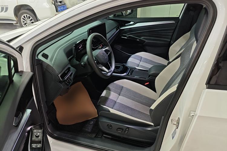Used Volkswagen ID.4 CROZZ 2024 Pure Edition Limited Edition Driver Seat