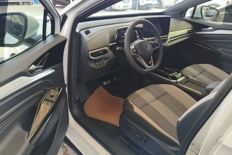 Used Volkswagen ID.4 CROZZ 2024 Pure Edition Limited Edition Driver Seat