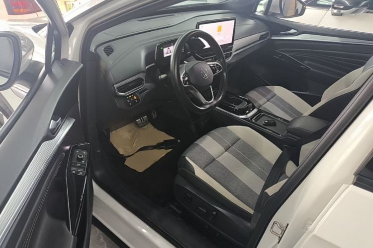 Used Volkswagen ID.4 CROZZ 2024 Pure Edition Limited Edition Driver Seat
