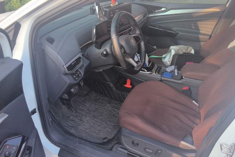 Used Volkswagen ID.4 CROZZ 2024 Pure Edition Limited Edition Driver Seat
