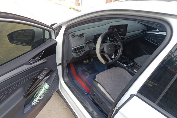 Used Volkswagen ID.4 CROZZ 2024 Pure Edition Limited Edition Driver Seat