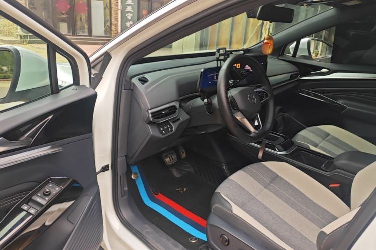 Used Volkswagen ID.4 CROZZ 2024 Pure Edition Limited Edition Driver Seat