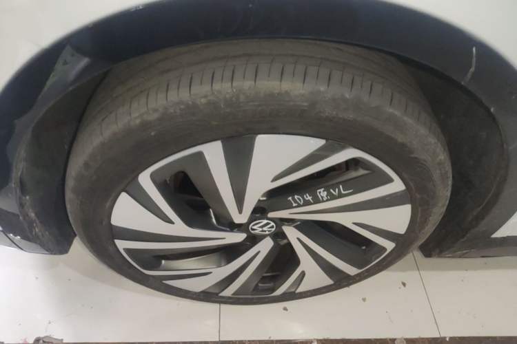 Used Volkswagen ID.4 CROZZ 2024 PRIME Exterior 1