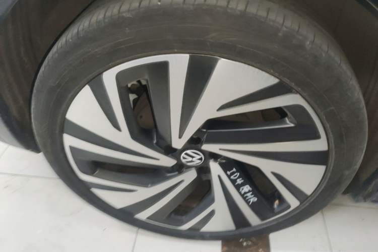 Used Volkswagen ID.4 CROZZ 2024 PRIME Exterior 2