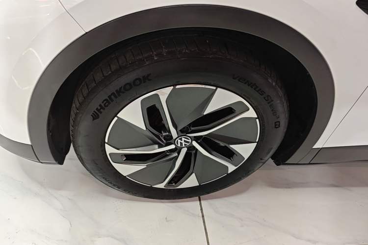 Used Volkswagen ID.4 CROZZ 2024 Pure Edition Limited Edition Exterior 4