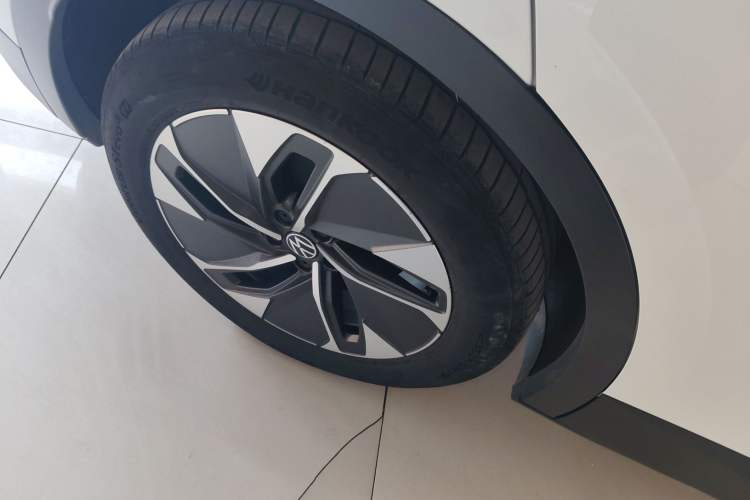 Used Volkswagen ID.4 CROZZ 2024 Pure Edition Limited Edition Exterior 5