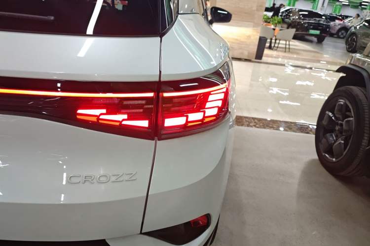 Used Volkswagen ID.4 CROZZ 2024 PRIME Exterior 6