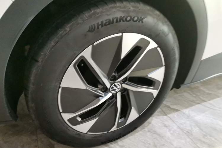 Used Volkswagen ID.4 CROZZ 2024 Pure Edition Limited Edition Exterior 8