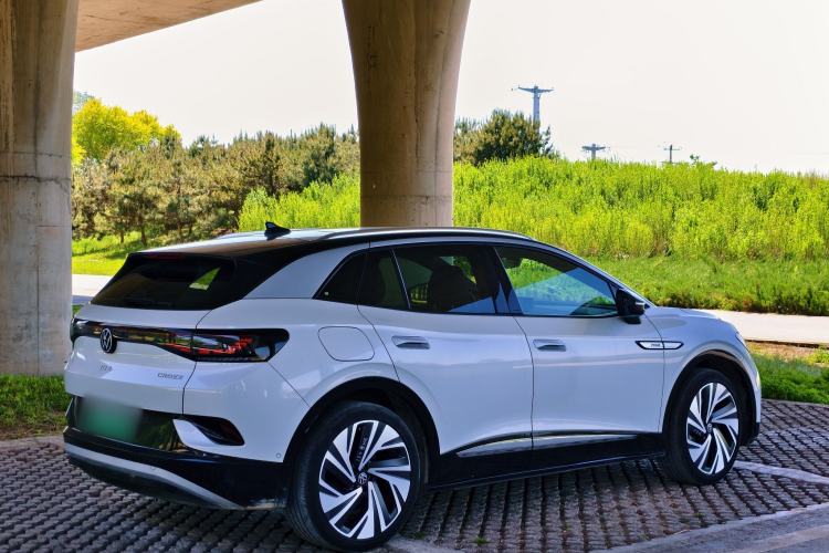 Used Volkswagen ID.4 CROZZ 2024 PRIME Exterior 8
