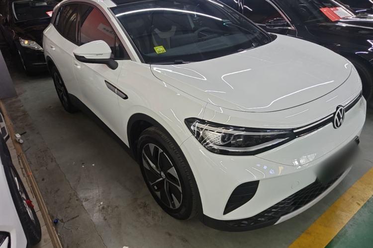 Used Volkswagen ID.4 CROZZ 2024 Pure Edition Limited Edition Front Right 45 Deg