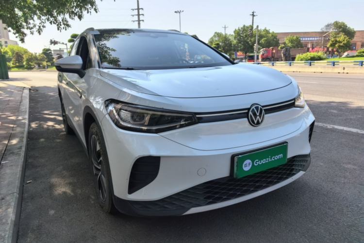 Used Volkswagen ID.4 CROZZ 2024 Pure Edition Limited Edition Front Right 45 Deg