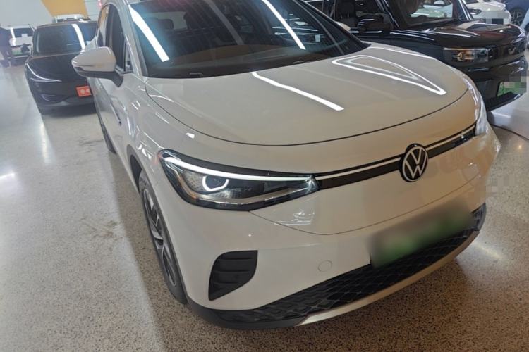 Used Volkswagen ID.4 CROZZ 2024 Pure Edition Limited Edition Front Right 45 Deg