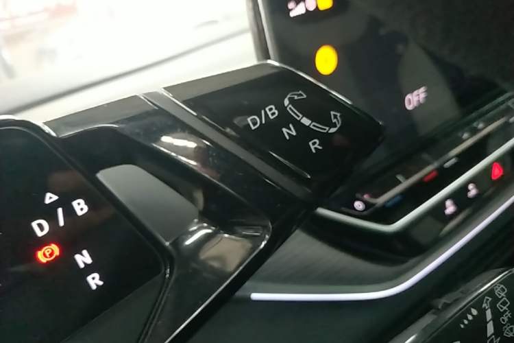 Used Volkswagen ID.4 CROZZ 2024 Pure Edition Limited Edition Gear Lever
