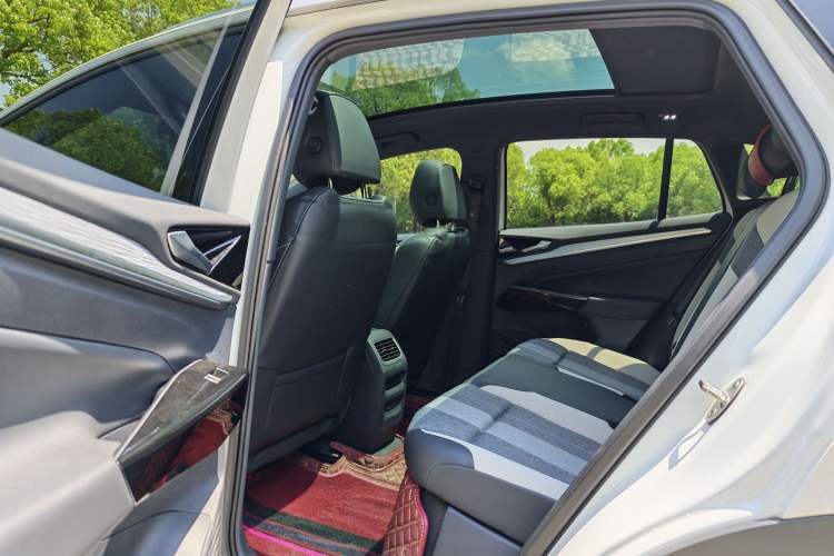 Used Volkswagen ID.4 CROZZ 2024 Pure Edition Limited Edition Interior 1
