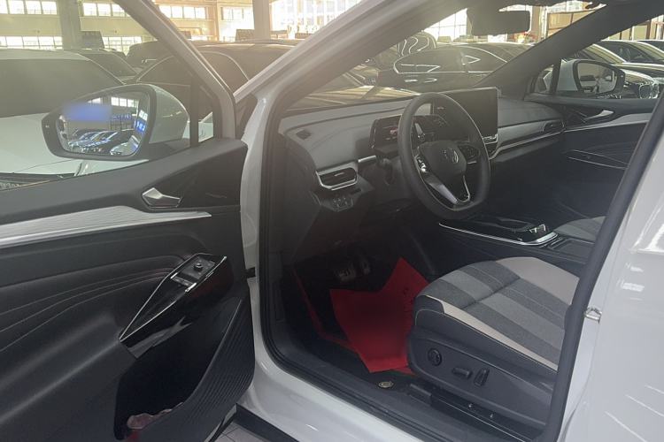 Used Volkswagen ID.4 CROZZ 2024 Pure Edition Limited Edition Interior 2
