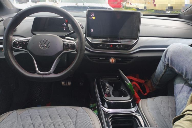 Used Volkswagen ID.4 CROZZ 2024 Pure Edition Limited Edition Interior 2