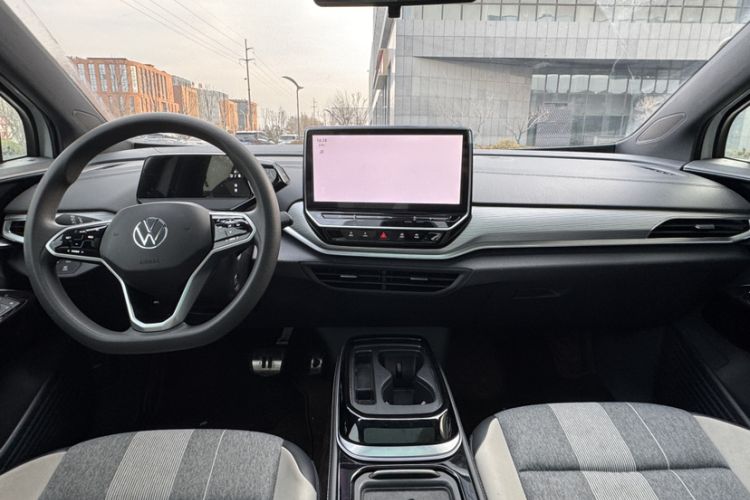 Used Volkswagen ID.4 CROZZ 2024 Pure Edition Limited Edition Interior 2