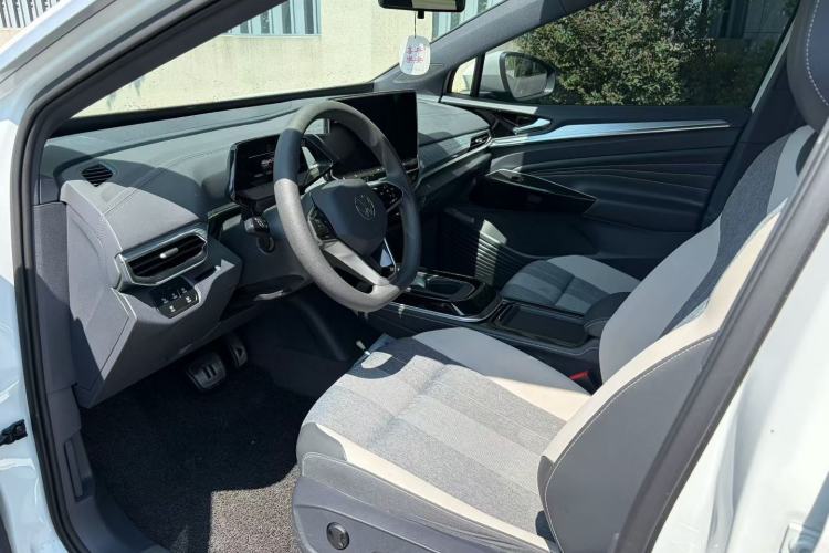 Used Volkswagen ID.4 CROZZ 2024 Pure Edition Limited Edition Interior 2