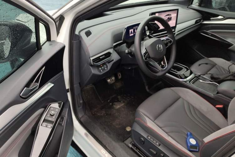Used Volkswagen ID.4 CROZZ 2024 PRIME Interior 3