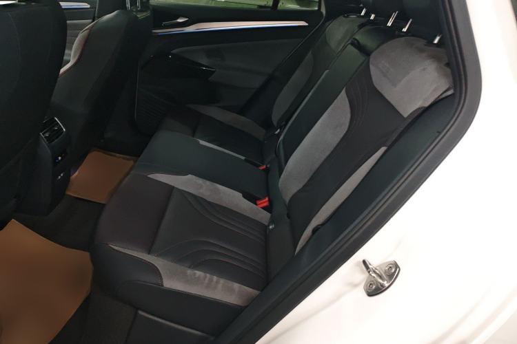 Used Volkswagen ID.4 CROZZ 2024 PRIME Interior 4