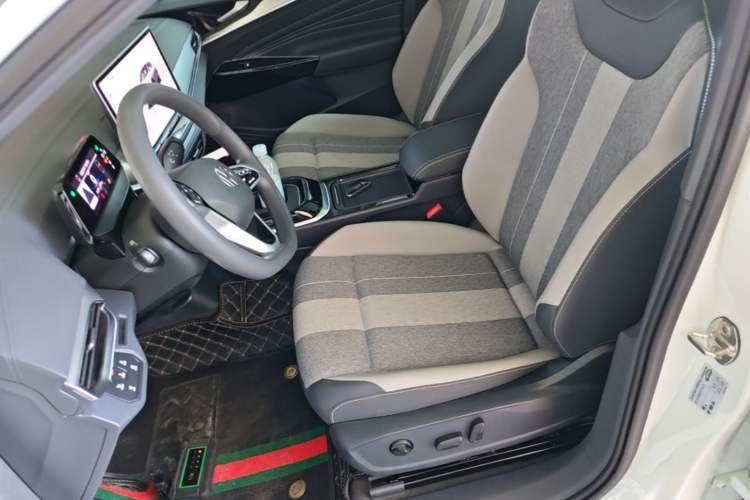 Used Volkswagen ID.4 CROZZ 2024 Pure Edition Limited Edition Left Front Seat