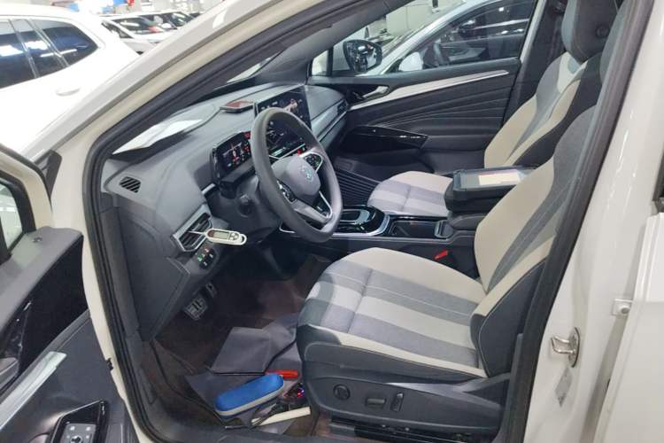 Used Volkswagen ID.4 CROZZ 2024 Pure Edition Limited Edition Left Front Seat