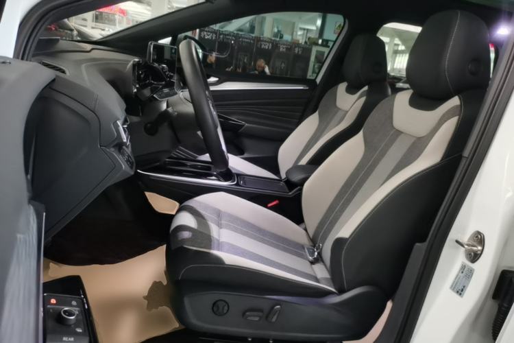 Used Volkswagen ID.4 CROZZ 2024 Pure Edition Limited Edition Left Front Seat