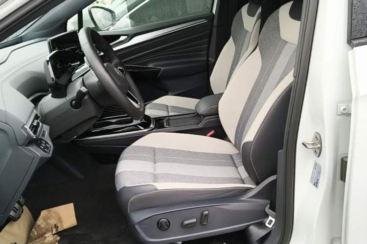 Used Volkswagen ID.4 CROZZ 2024 Pure Edition Limited Edition Left Front Seat
