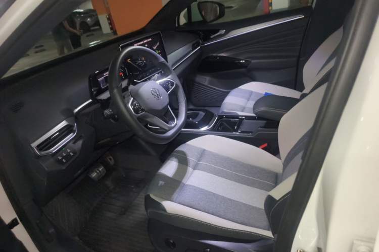 Used Volkswagen ID.4 CROZZ 2024 Pure Edition Limited Edition Left Front Seat