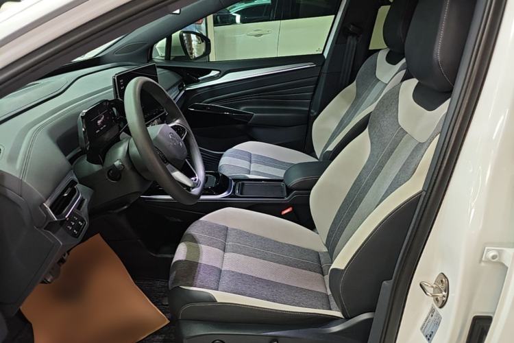 Used Volkswagen ID.4 CROZZ 2024 Pure Edition Limited Edition Left Front Seat