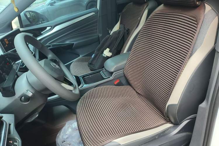 Used Volkswagen ID.4 CROZZ 2024 Pure Edition Limited Edition Left Front Seat