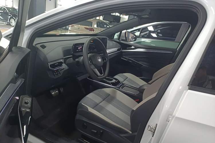 Used Volkswagen ID.4 CROZZ 2024 Pure Edition Limited Edition Left Front Seat