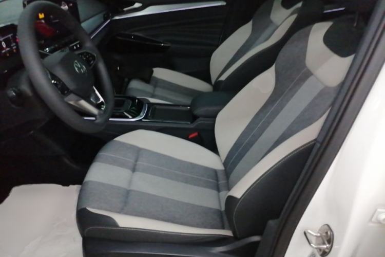 Used Volkswagen ID.4 CROZZ 2024 Pure Edition Limited Edition Left Front Seat